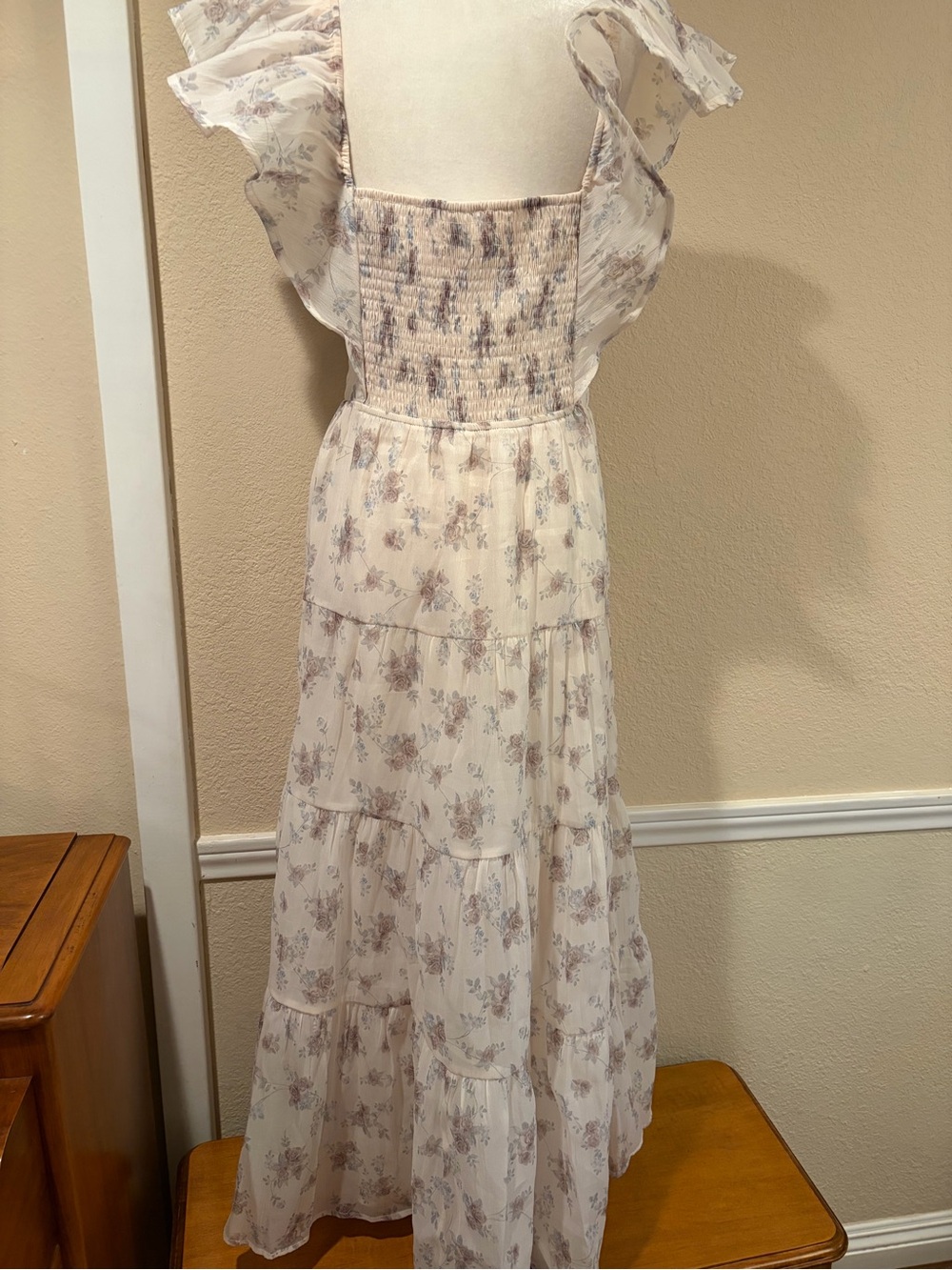 Petal & Pup Talia Cream Floral Maxi Dress with Ruffled Sleeves - Picture 4 of 13